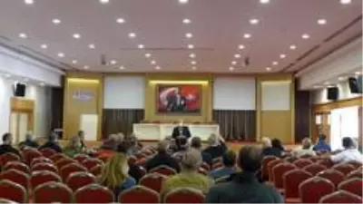 Kuşadası'nda emlakçılar ve nakliyecilerden depremzedelere düşük fiyat Kuşadası'nda emlakçılar ve nakliyecilerden depremzedelere düşük fiyat