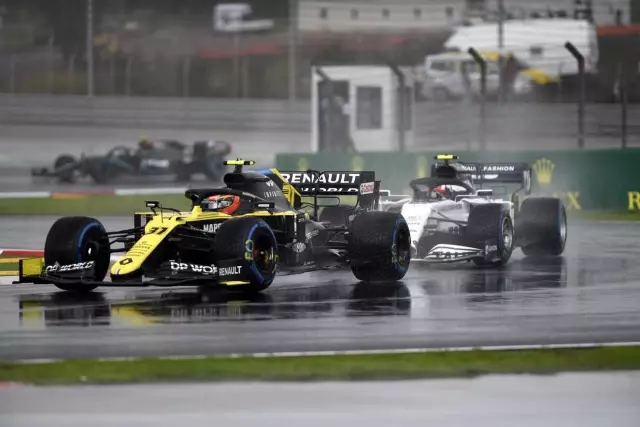 Son Dakika: Formula 1 Türkiye Grand Prix'sine Lance Stroll ilk sıradan başlayacak Son Dakika: Formula 1 Türkiye Grand Prix'sine Lance Stroll ilk sıradan başlayacak