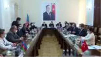 TBMM üyeleri Ermenistan'ın saldırılarında sivil can kayıplarının yaşandığı Gence'yi ziyaret etti TBMM üyeleri Ermenistan'ın saldırılarında sivil can kayıplarının yaşandığı Gence'yi ziyaret etti