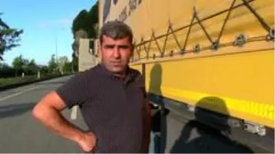 Tır sürücüleri Sarp Sınır Kapısı'ndaki yığılmalara kalıcı çözüm istiyor
