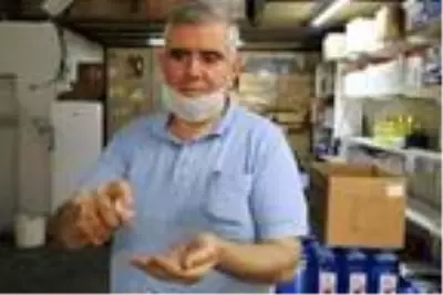 30 yıllık esnaftan 'sahte kolonya' uyarısı 30 yıllık esnaftan 'sahte kolonya' uyarısı
