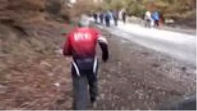 70'lik emekli öğretmen oryantiring şampiyonasında gençlere taş çıkarttı 70'lik emekli öğretmen oryantiring şampiyonasında gençlere taş çıkarttı