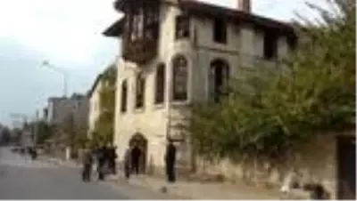 ADD Genel Başkanı Altınışık'tan Beyşehir'deki tarihi konağa ziyaret ADD Genel Başkanı Altınışık'tan Beyşehir'deki tarihi konağa ziyaret