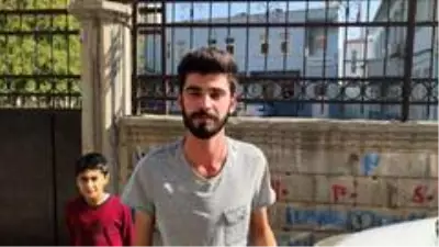 Son dakika genel: Araç motoruna sıkışan kediyi itfaiye ekipleri kurtardı Son dakika genel: Araç motoruna sıkışan kediyi itfaiye ekipleri kurtardı