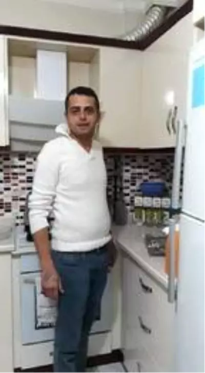 Arkadaşlarıyla alkol alırken çıkan kavgada bıçaklanarak öldürüldü