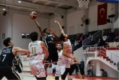Basketbol Süper Ligi: Aliağa Petkim Spor: 82 - Beşiktaş : 72 Basketbol Süper Ligi: Aliağa Petkim Spor: 82 - Beşiktaş : 72