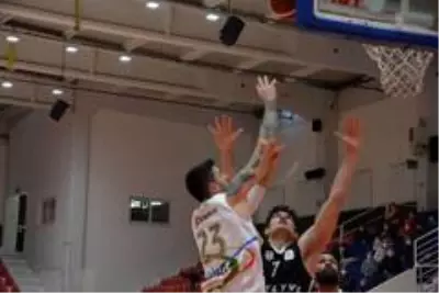 Basketbol Süper Ligi: Aliağa Petkim Spor: 82 - Beşiktaş : 72 Basketbol Süper Ligi: Aliağa Petkim Spor: 82 - Beşiktaş : 72