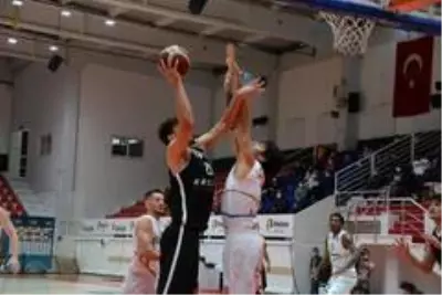 Basketbol Süper Ligi: Aliağa Petkim Spor: 82 - Beşiktaş : 72 Basketbol Süper Ligi: Aliağa Petkim Spor: 82 - Beşiktaş : 72