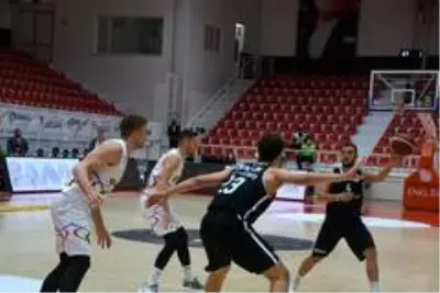 Basketbol Süper Ligi: Aliağa Petkim Spor: 82 - Beşiktaş : 72 Basketbol Süper Ligi: Aliağa Petkim Spor: 82 - Beşiktaş : 72