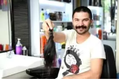 Belediye personelinden 'saçım saçın olsun' kampanyasına destek Belediye personelinden 'saçım saçın olsun' kampanyasına destek