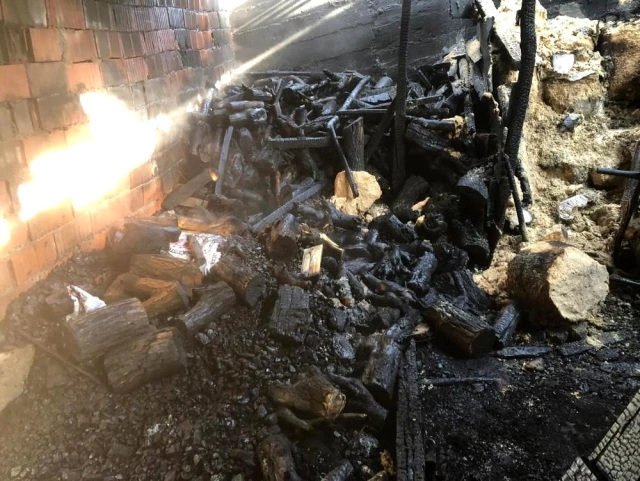 Bingöl'de odunluk yangını