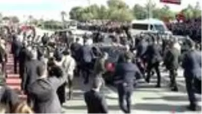 Son dakika haber... Cumhurbaşkanı Erdoğan: 'Doğu Akdeniz'de ülkemizin ve KKTC'nin yer alamadığı hiçbir denklem barış üretemez' Son dakika haber... Cumhurbaşkanı Erdoğan: 'Doğu Akdeniz'de ülkemizin ve KKTC'nin yer alamadığı hiçbir denklem barış üretemez'