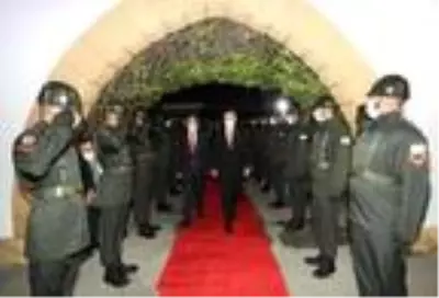 Cumhurbaşkanı Erdoğan, KKTC'de Maraş'ı ziyaret etti Cumhurbaşkanı Erdoğan, KKTC'de Maraş'ı ziyaret etti