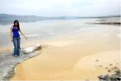 Son dakika... Dünyada sadece Burdur Gölü'nde, tamamen yok olmak üzere