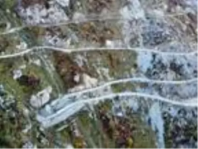 'Dünyanın en tehlikeli yolu'ndan geçmek cesaret istiyor 'Dünyanın en tehlikeli yolu'ndan geçmek cesaret istiyor