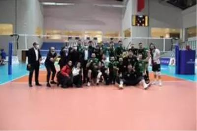 Efeler Ligi: Bingöl Solhan Spor: 3 İstanbul BBSK: 1 Efeler Ligi: Bingöl Solhan Spor: 3 İstanbul BBSK: 1