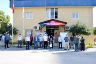 Evleri yanan aileleri belediyeden eşya desteği Evleri yanan aileleri belediyeden eşya desteği