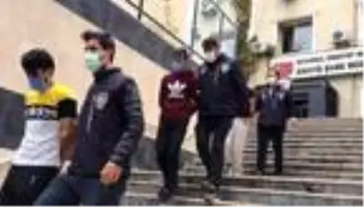 Fatih'teki cinayet anları güvenlik kamerasına yansıdı Fatih'teki cinayet anları güvenlik kamerasına yansıdı