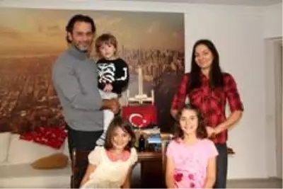 Kendi ormanını kurmak için hayallerini tuvale yansıtıyor Kendi ormanını kurmak için hayallerini tuvale yansıtıyor
