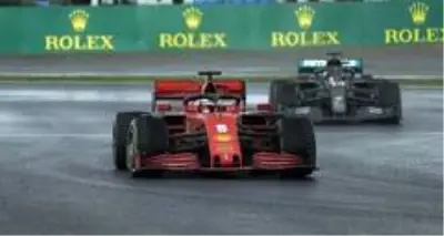 Lewis Hamilton, İstanbul'da şampiyonluğunu ilan etti Lewis Hamilton, İstanbul'da şampiyonluğunu ilan etti