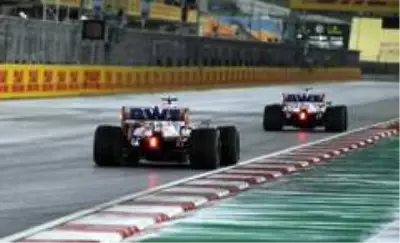 Lewis Hamilton, İstanbul'da şampiyonluğunu ilan etti Lewis Hamilton, İstanbul'da şampiyonluğunu ilan etti