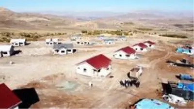 Malatya'da deprem evlerinde son aşamaya gelindi Malatya'da deprem evlerinde son aşamaya gelindi