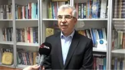 Prof. Dr. Tayyar Arı: 'Türkiye artık kendisine güveneni yarı yolda bırakmıyor' Prof. Dr. Tayyar Arı: 'Türkiye artık kendisine güveneni yarı yolda bırakmıyor'