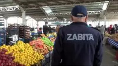 Semt pazarlarında sigara ve maske denetimi: Vatandaşlar yeni uygulamadan memnun Semt pazarlarında sigara ve maske denetimi: Vatandaşlar yeni uygulamadan memnun