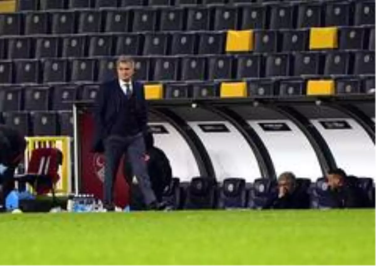 Şenol Güneş, milli takım ile 100. maçına çıktı