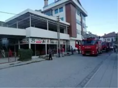 Seydikemer'de iş yeri yangını Seydikemer'de iş yeri yangını