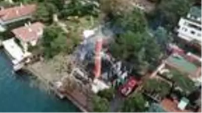 (Tarihi Vaniköy Camii'nde yangın (Tarihi Vaniköy Camii'nde yangın