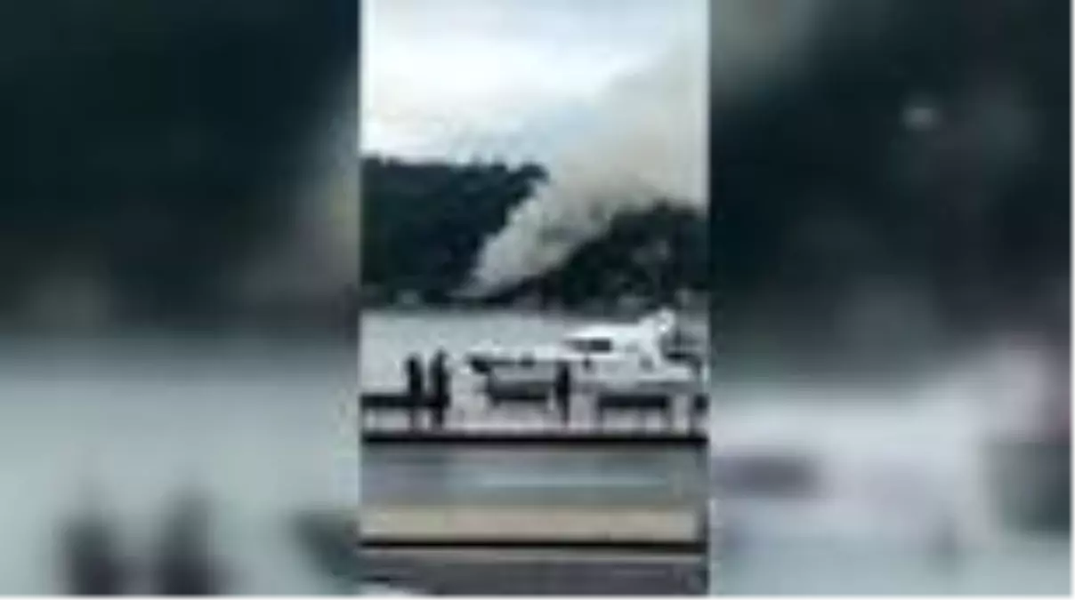 Son dakika! Üsküdar'da tarihi camide yangın