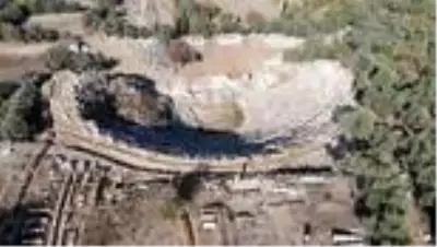 Yurt dışından özel turlarla 'Gladyatörler Şehri'ni görmeye geliyorlar Yurt dışından özel turlarla 'Gladyatörler Şehri'ni görmeye geliyorlar