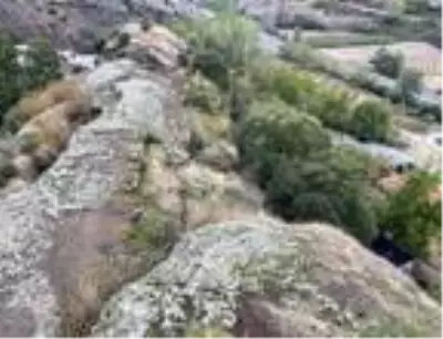 60 bin yıllık mağaranın duvarları yazı tahtasına döndü 60 bin yıllık mağaranın duvarları yazı tahtasına döndü