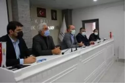 AK Parti kongresinde aday olmayacağını açıklayan Karabıyık ilk kez konuştu AK Parti kongresinde aday olmayacağını açıklayan Karabıyık ilk kez konuştu