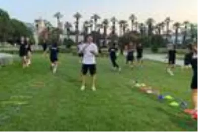 Altay Kadın Futbol Takımı göçebeye döndü Altay Kadın Futbol Takımı göçebeye döndü