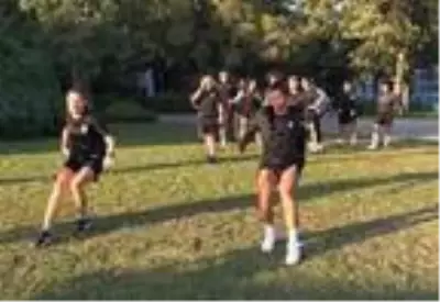 Altay Kadın Futbol Takımı göçebeye döndü Altay Kadın Futbol Takımı göçebeye döndü