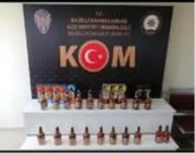 Aydın'da kaçak tütün ve içki operasyonu: 4 gözaltı Aydın'da kaçak tütün ve içki operasyonu: 4 gözaltı