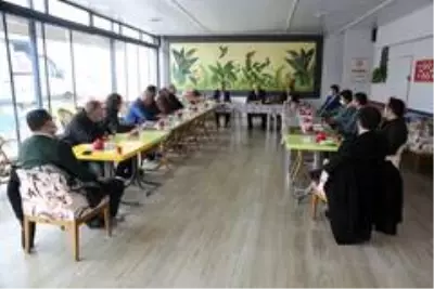 Başkan Kurt Hamamyolu esnafıyla buluştu Başkan Kurt Hamamyolu esnafıyla buluştu