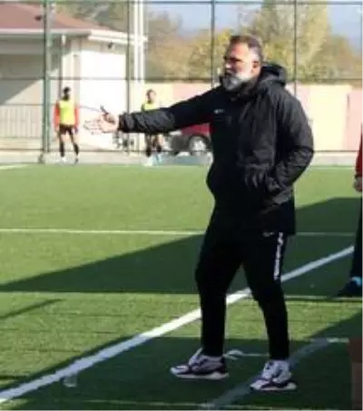 Bülent Ataman: 'Her geçen hafta daha iyiye gidiyoruz' Bülent Ataman: 'Her geçen hafta daha iyiye gidiyoruz'