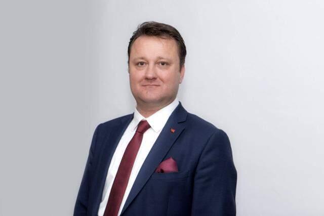 CHP'li Menemen Belediye Başkanı Serdar Aksoy hakkında ihraç talebi CHP'li Menemen Belediye Başkanı Serdar Aksoy hakkında ihraç talebi