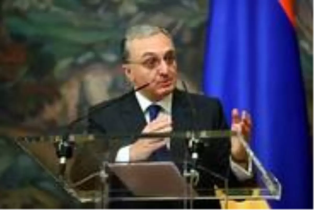 Dağlık Karabağ: Ermenistan Dışişleri Bakanı Zohrab Mnatsakanyan istifa etti