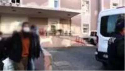 DEAŞ operasyonunda gözaltına alınan 5 şüpheli adliyeye sevk edildi DEAŞ operasyonunda gözaltına alınan 5 şüpheli adliyeye sevk edildi