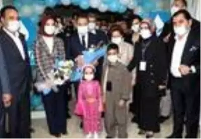 DEVA Partisi Genel Başkanı Babacan, il kongresi için Van'da DEVA Partisi Genel Başkanı Babacan, il kongresi için Van'da