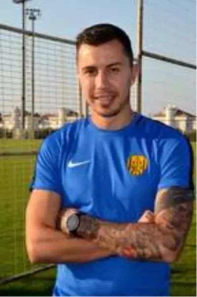 Emre Güral: Terimizin son damlasına kadar Ankaragücü taraftarı için savaşacağız Emre Güral: Terimizin son damlasına kadar Ankaragücü taraftarı için savaşacağız
