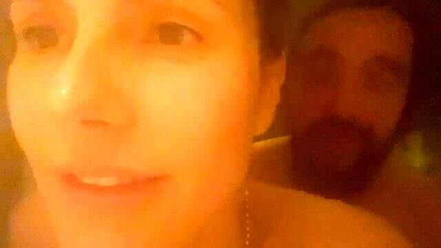 Heidi Klum, kendisinden 16 yaş küçük sevgilisiyle banyo videosunu paylaştı Heidi Klum, kendisinden 16 yaş küçük sevgilisiyle banyo videosunu paylaştı