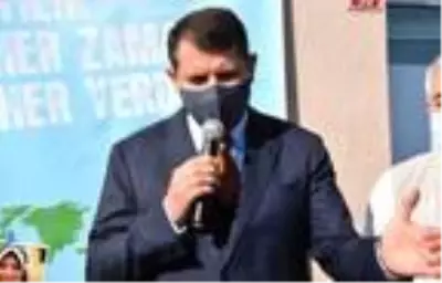 İHH'dan Sivas'ta 2 bin aileye giysi yardımı İHH'dan Sivas'ta 2 bin aileye giysi yardımı