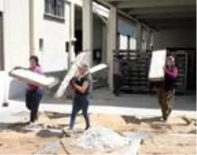 İpek böceğinin 45 günlük öyküsü görüntülendi İpek böceğinin 45 günlük öyküsü görüntülendi