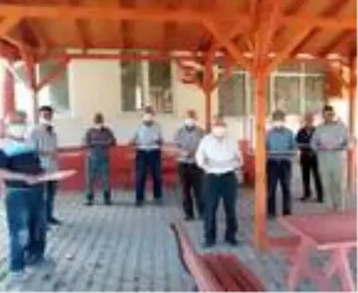 İpek böceğinin 45 günlük öyküsü görüntülendi İpek böceğinin 45 günlük öyküsü görüntülendi