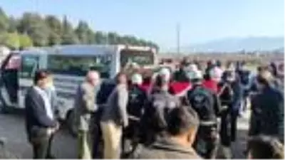 Kazada hayatını kaybeden Osmaniyeli polis toprağa verildi Kazada hayatını kaybeden Osmaniyeli polis toprağa verildi